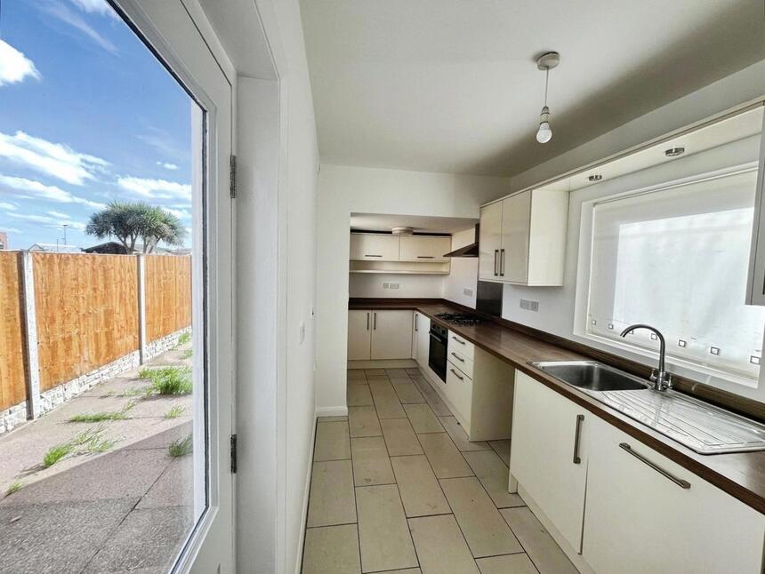 House Navigation Close in Nuneaton and Bedworth