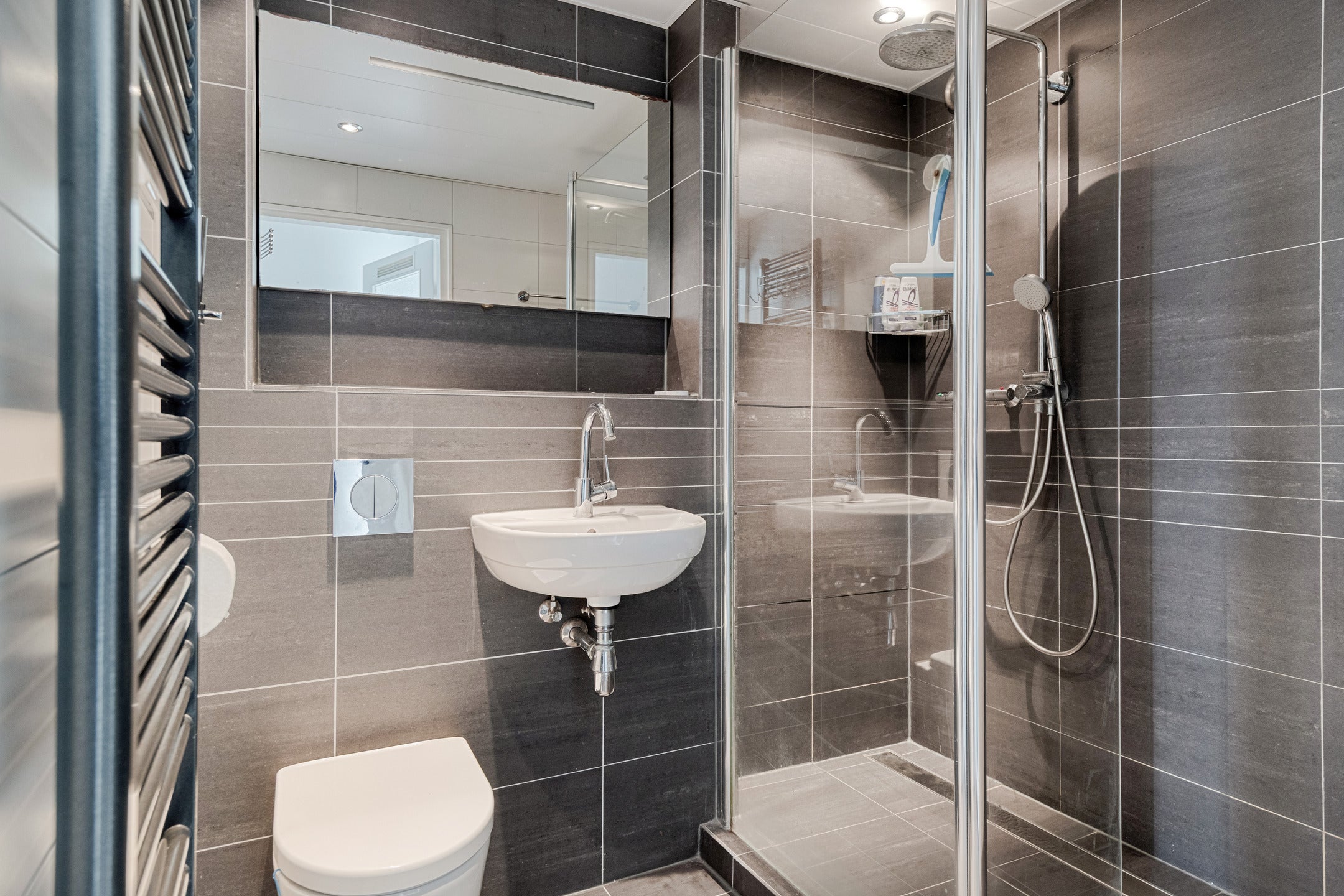 Tussenwoning te koop: Lijsterhof 8, Ouderkerk Aan Den Ijssel