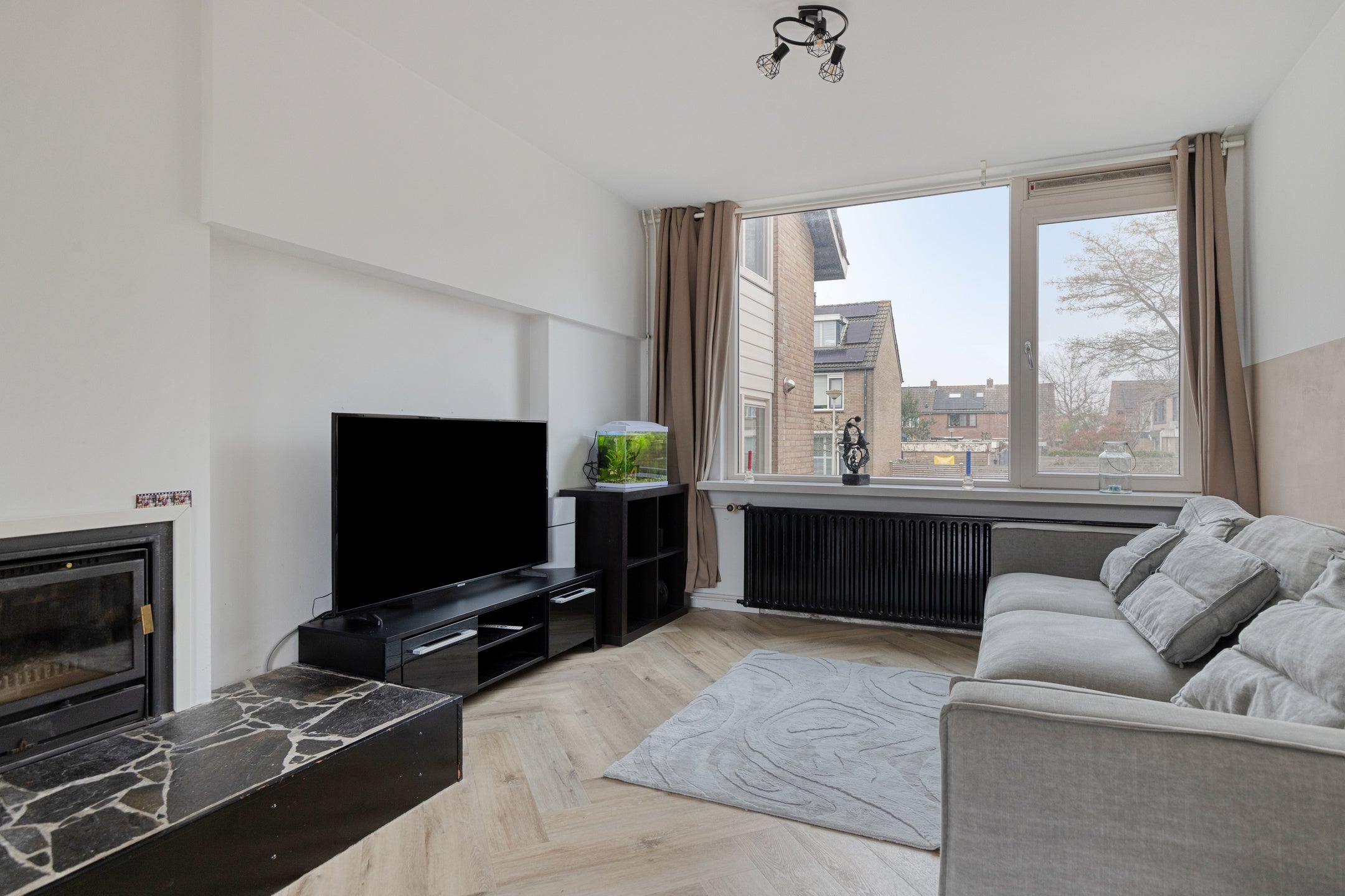 Tussenwoning te koop: Lijsterhof 8, Ouderkerk Aan Den Ijssel