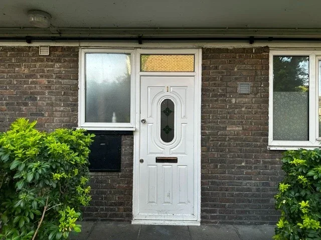 Flat Beaumont Grove in Greater London