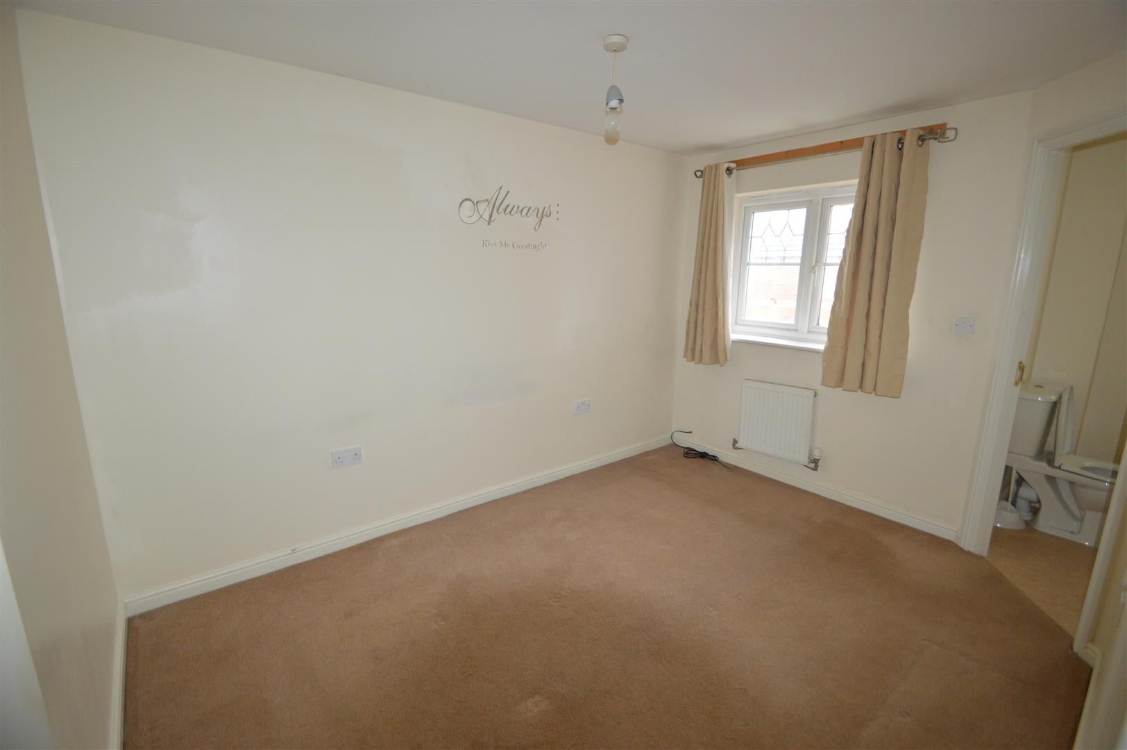 House Drake Avenue in Manchester