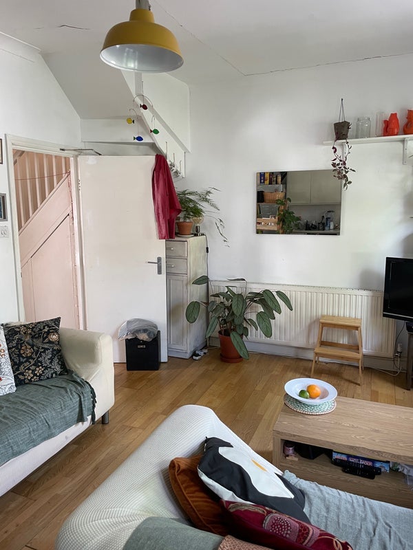 Room Belmont Road in Greater London