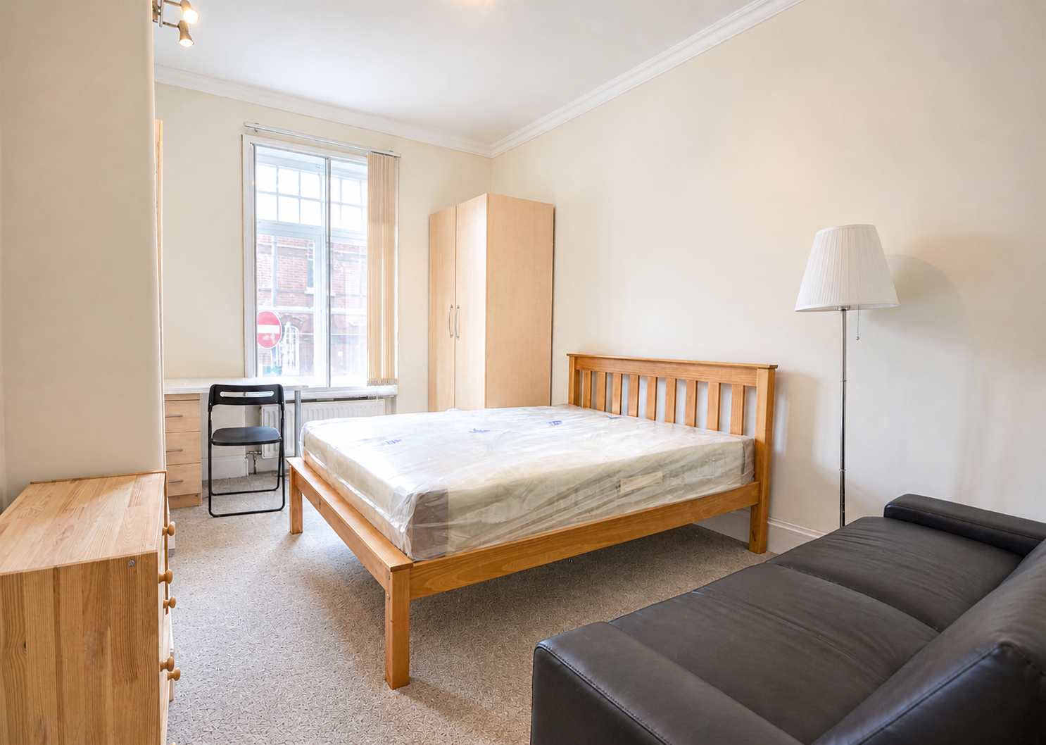 Flat Avonmore Road in Greater London