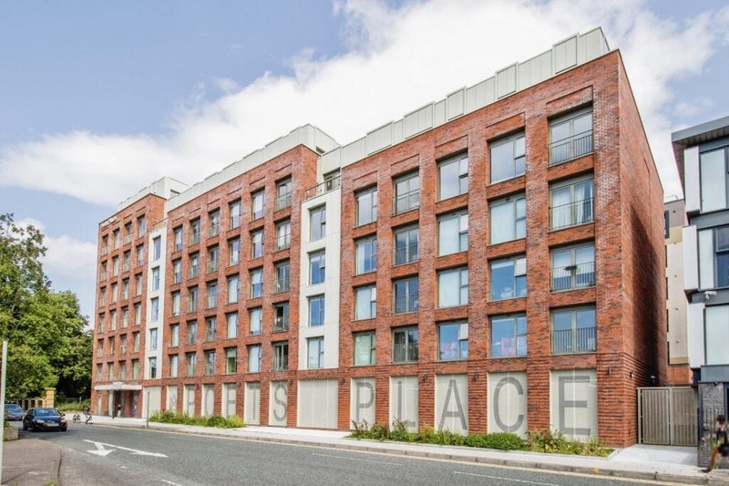 Flat Great Homer Street in Liverpool