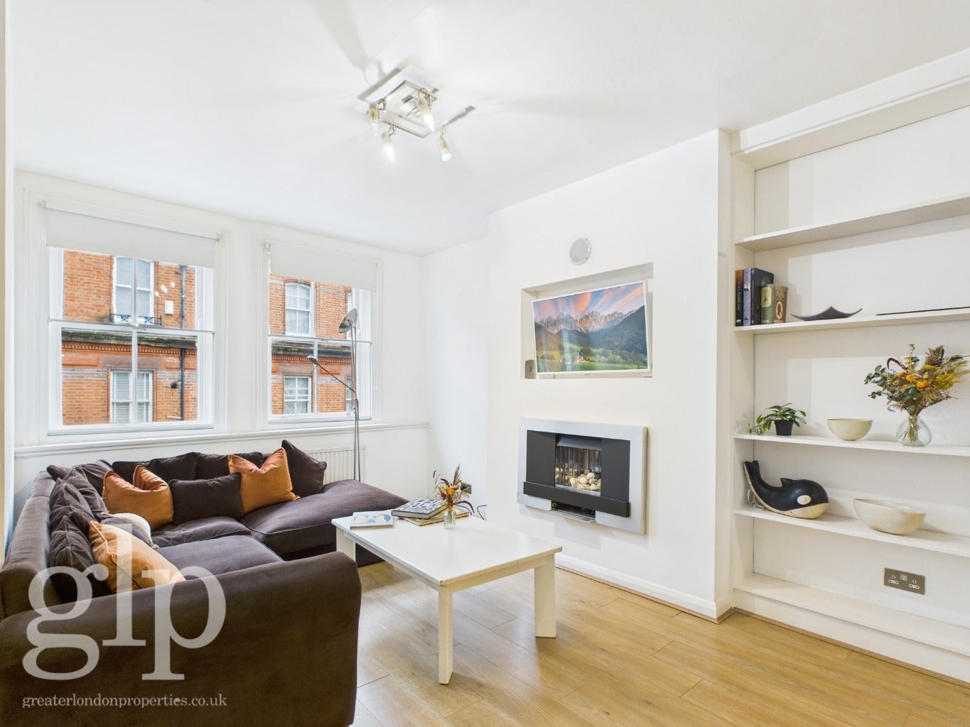 Flat Brewer Street in City of Westminster