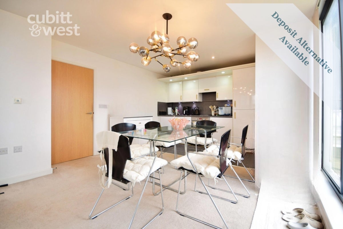 Flat Clarence Row in Gravesham