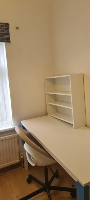 Room Elmdale Road in Bristol