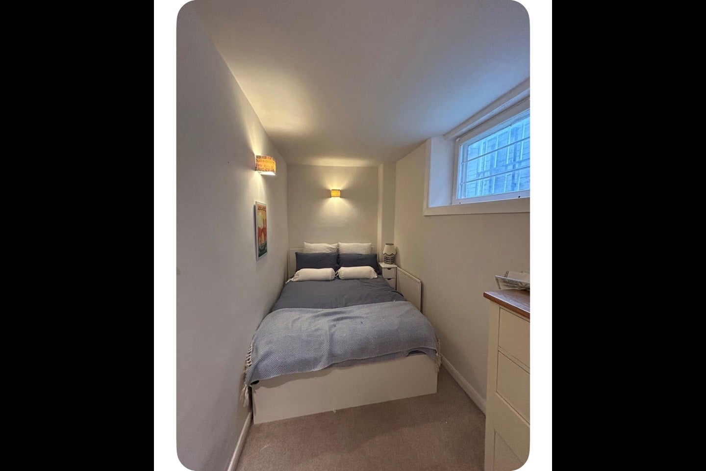 Flat Gauden Road in Greater London