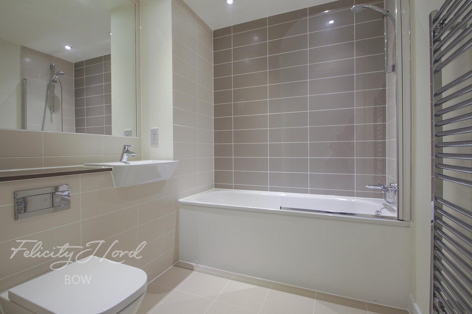 Flat Hamlets Way in Greater London