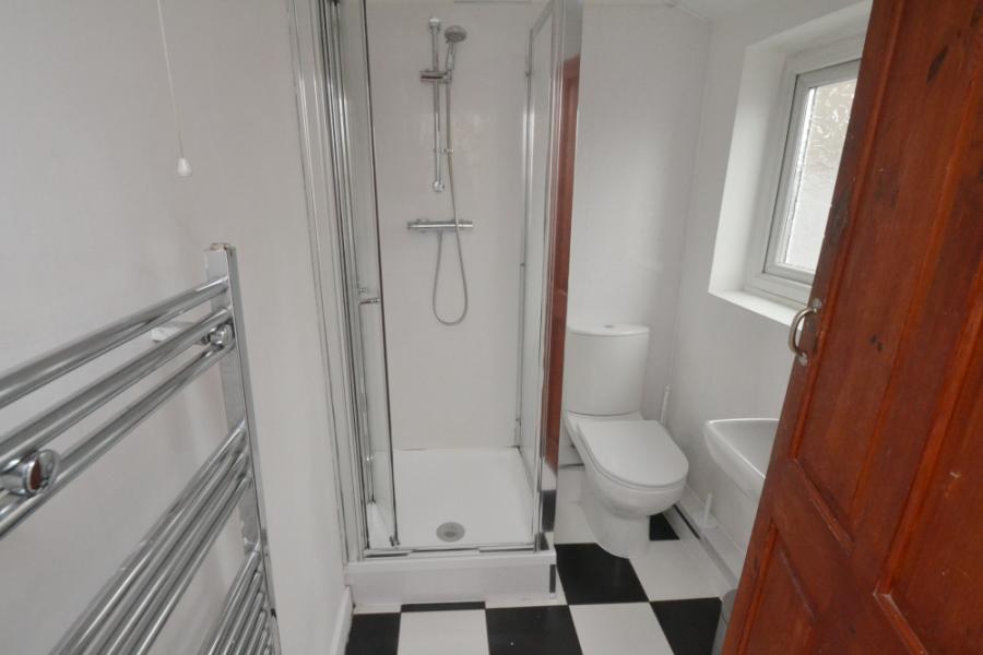Flat Wilmslow Road in Manchester