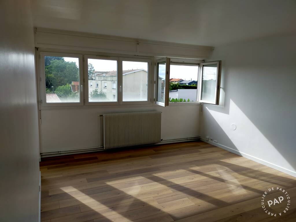 Flat Rue Roustaing in Talence