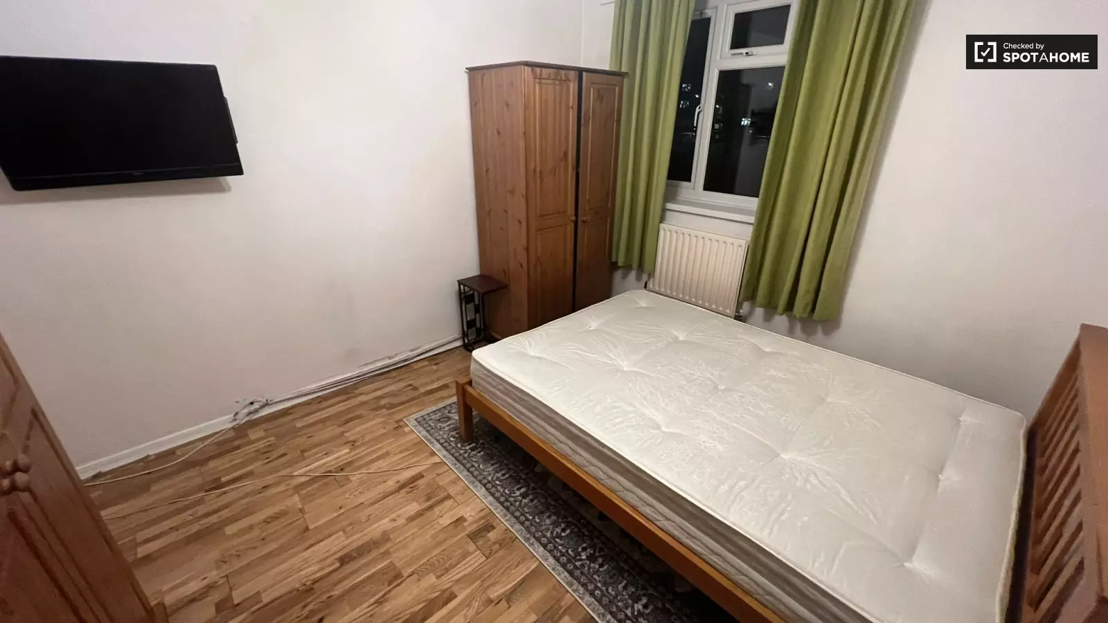 Flat Whitnell Way in Greater London