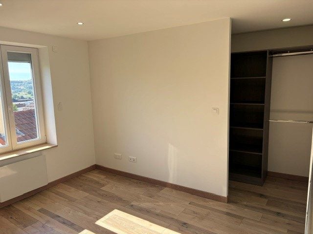 Flat Rue de la Cîme de Cours in Cours