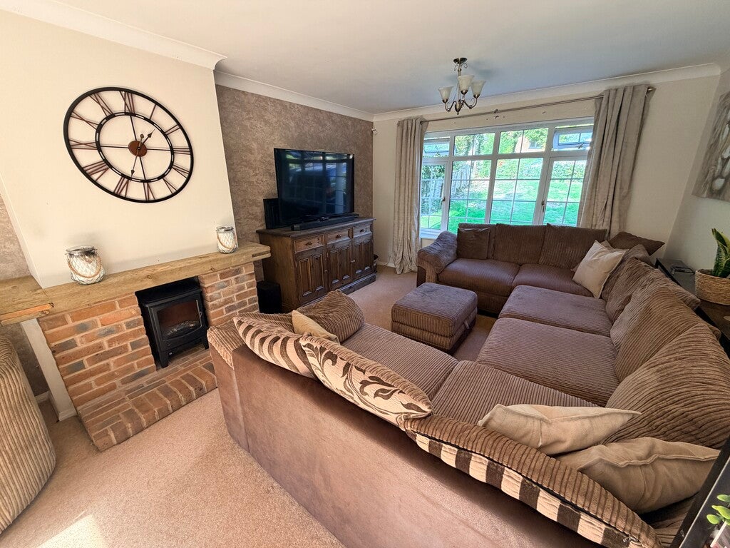 House Langham Road in Rother