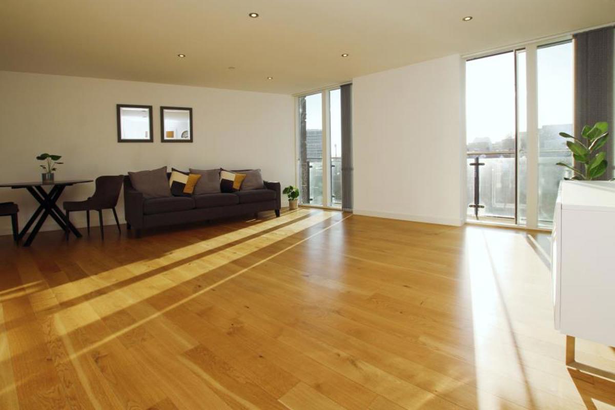 Flat Lewins Mead in Bristol