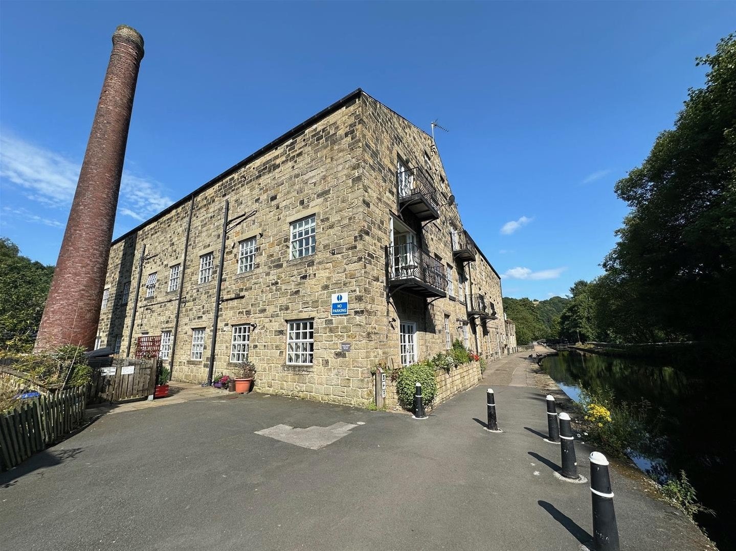 Flat Holme Street in Calderdale