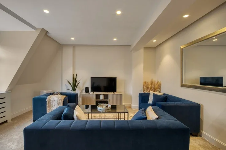 Flat Drayton Gardens in Greater London