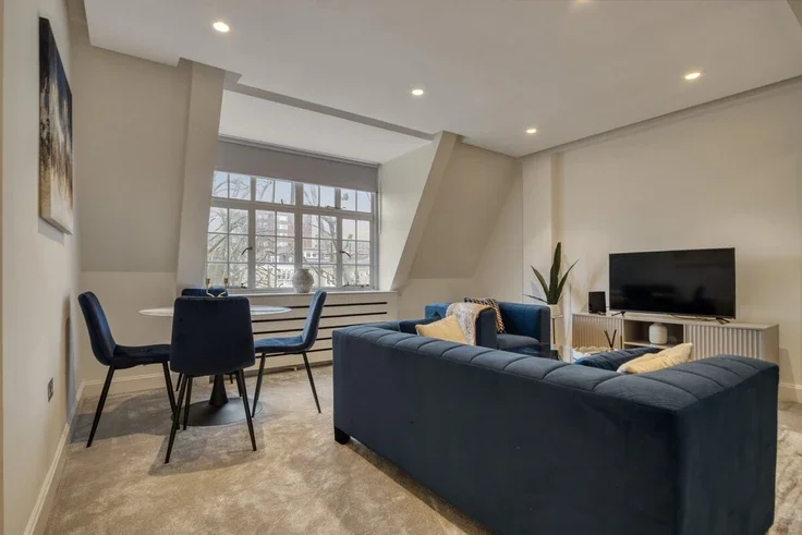 Flat Drayton Gardens in Greater London