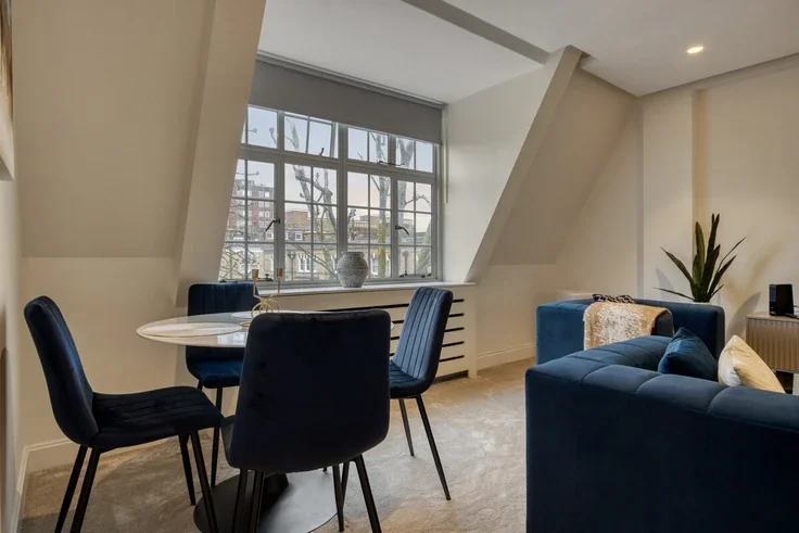 Flat Drayton Gardens in Greater London