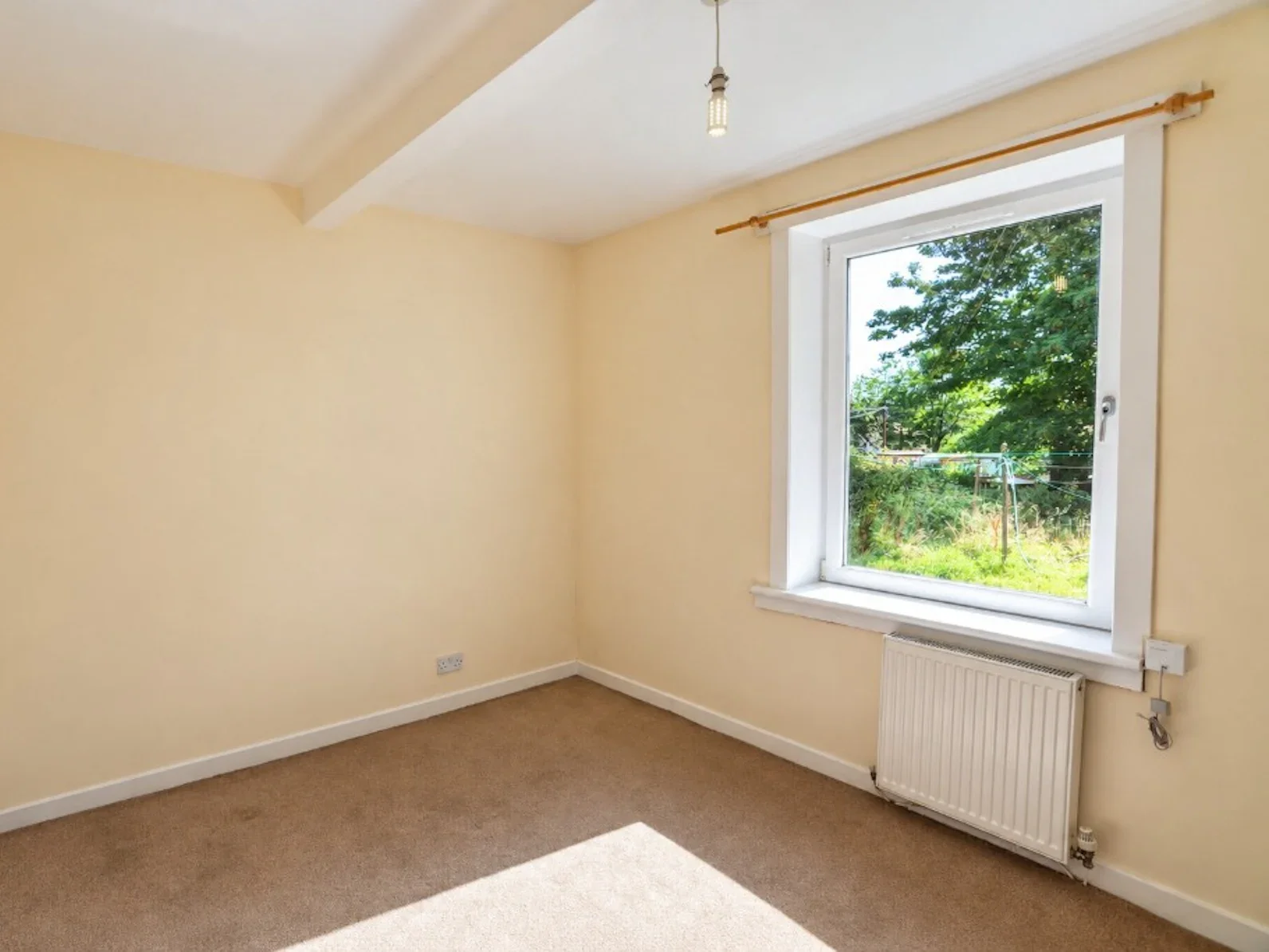 Flat Prestonfield Avenue in City of Edinburgh