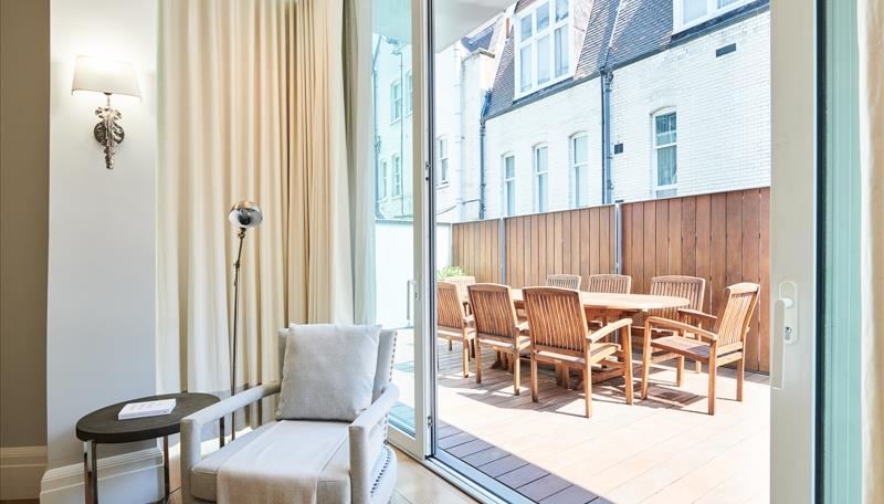 Flat Duke Street in City of Westminster