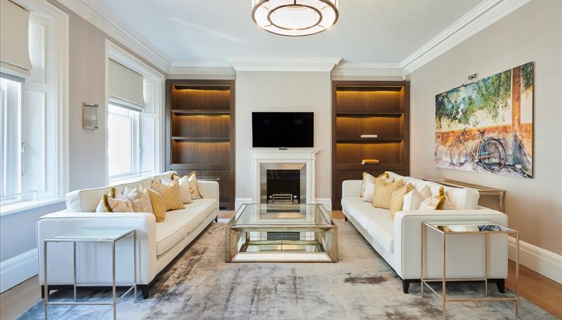 Flat Duke Street in City of Westminster