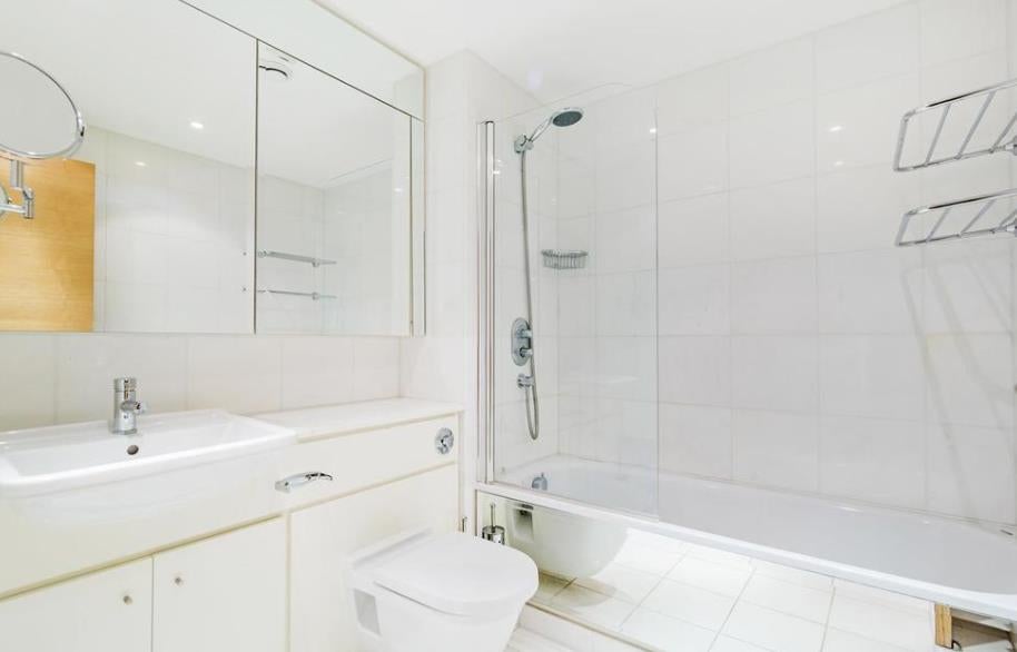 Flat Lodge Road in City of Westminster