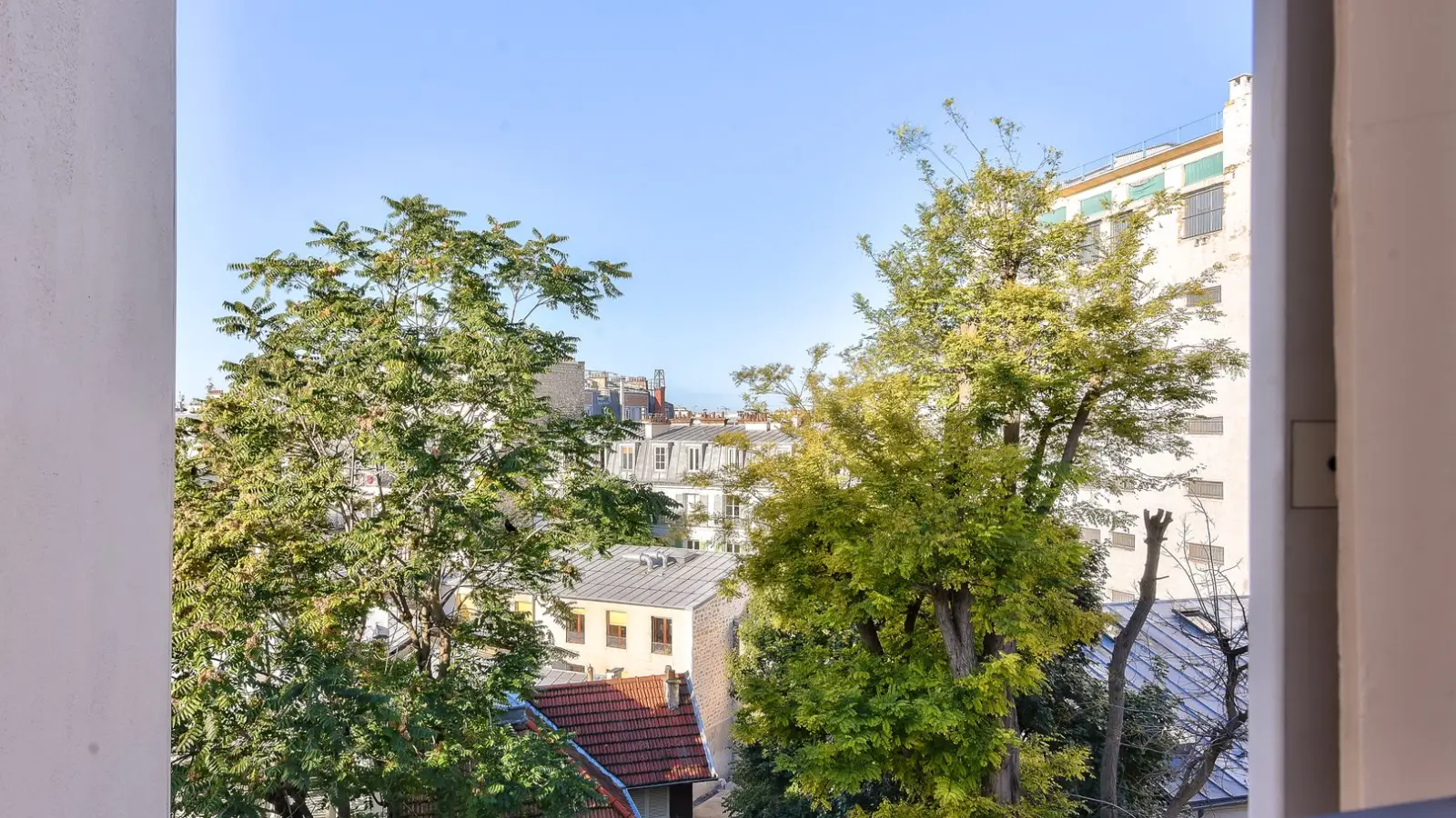 Appartement Rue Pierre Fontaine à Paris