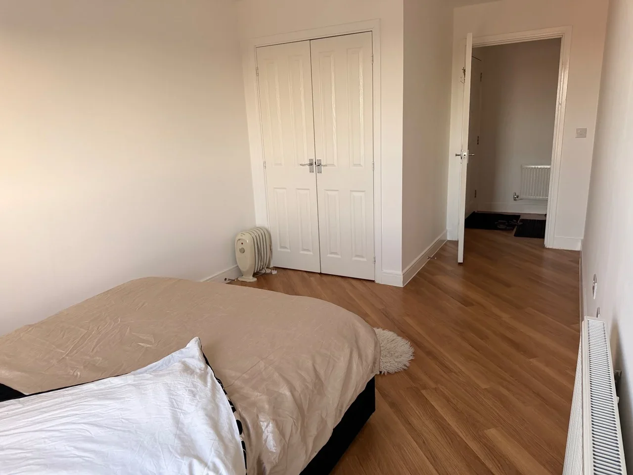 Room Academy Way in Greater London