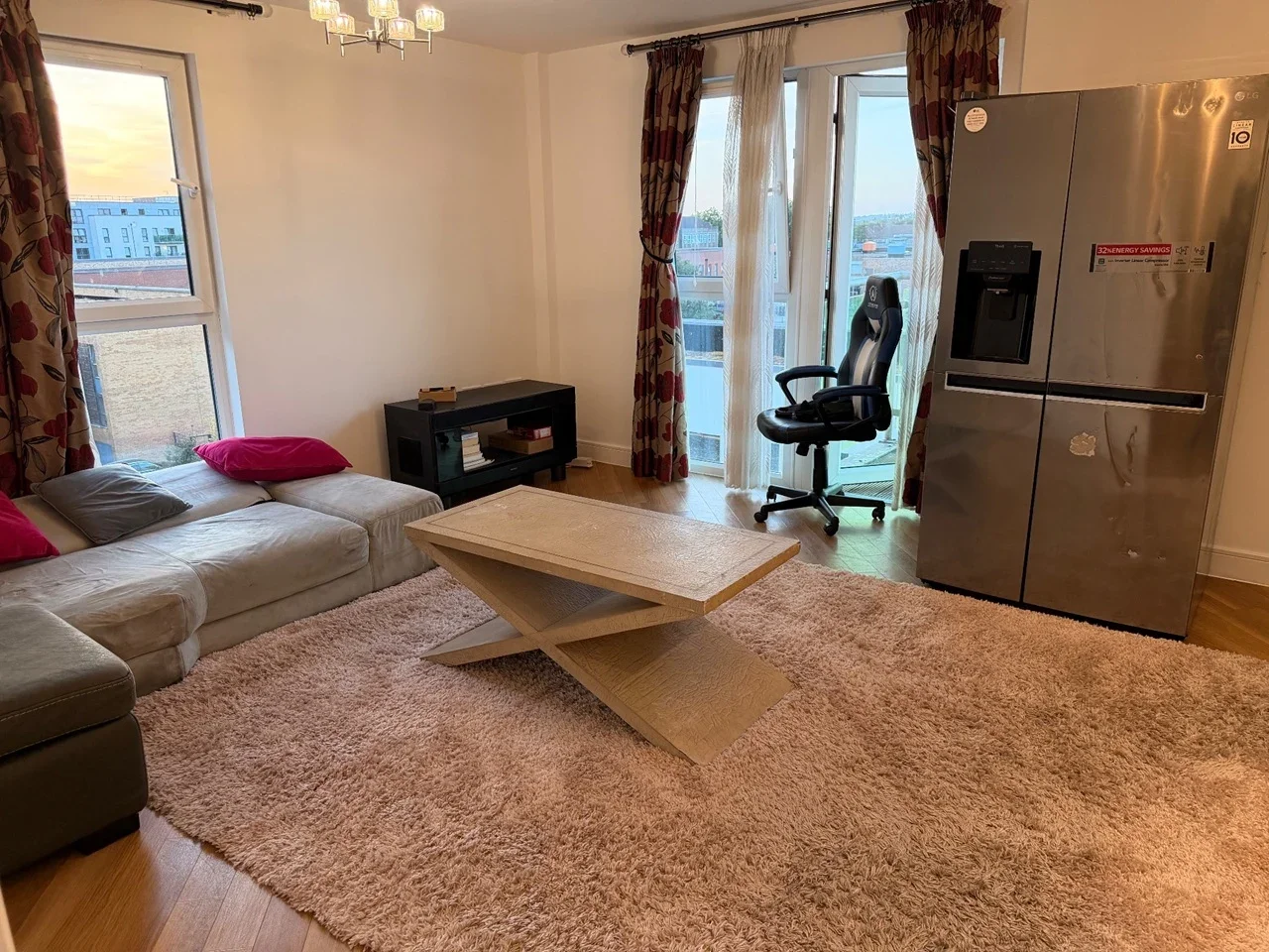 Room Academy Way in Greater London