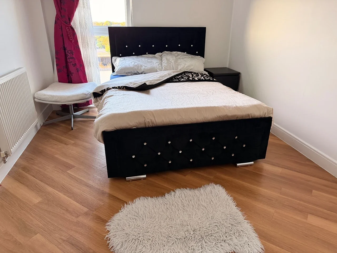 Room Academy Way in Greater London