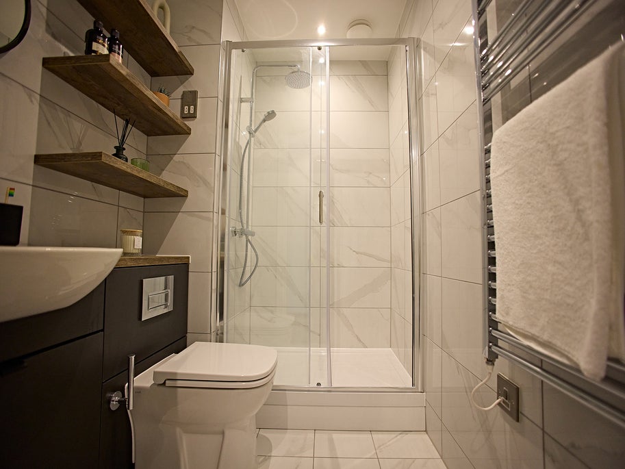 Flat St Alban's Place in Leeds
