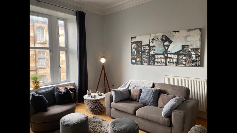 Room Willowbank Crescent in Glasgow