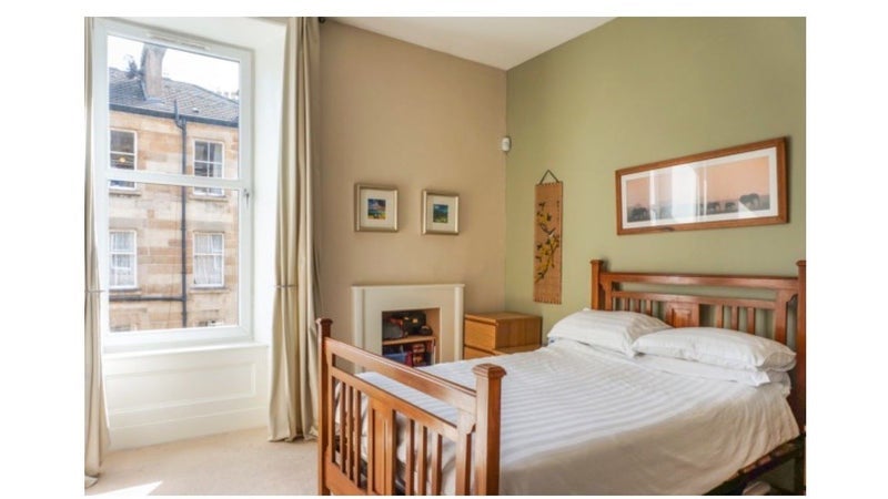 Room Willowbank Crescent in Glasgow