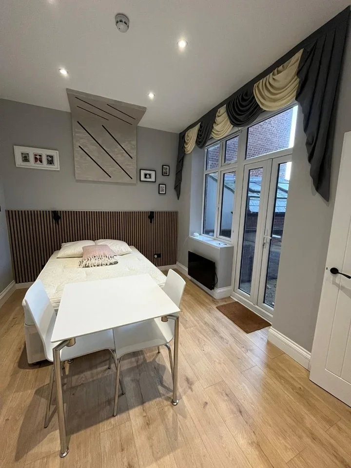 Room Parsons Green in Greater London