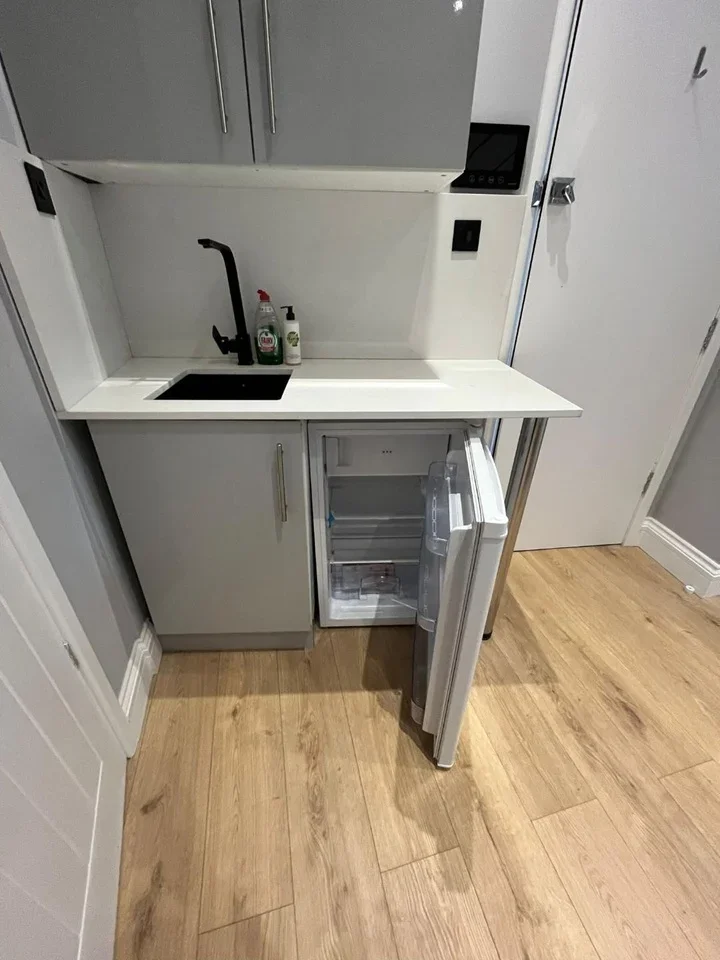 Room Parsons Green in Greater London