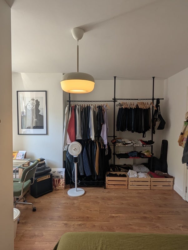 Room Lower Cheltenham Place in Bristol
