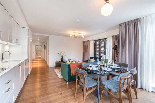 Flat Bateman Street in City of Westminster