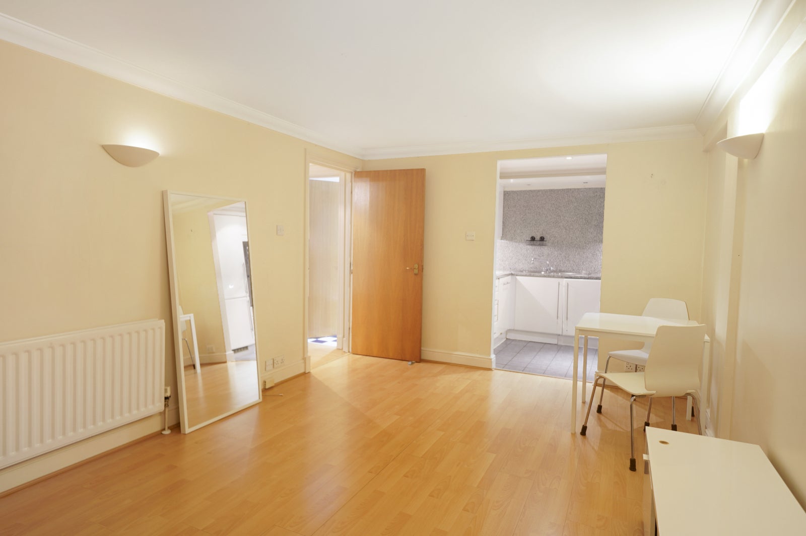 Flat Lisson Grove in City of Westminster