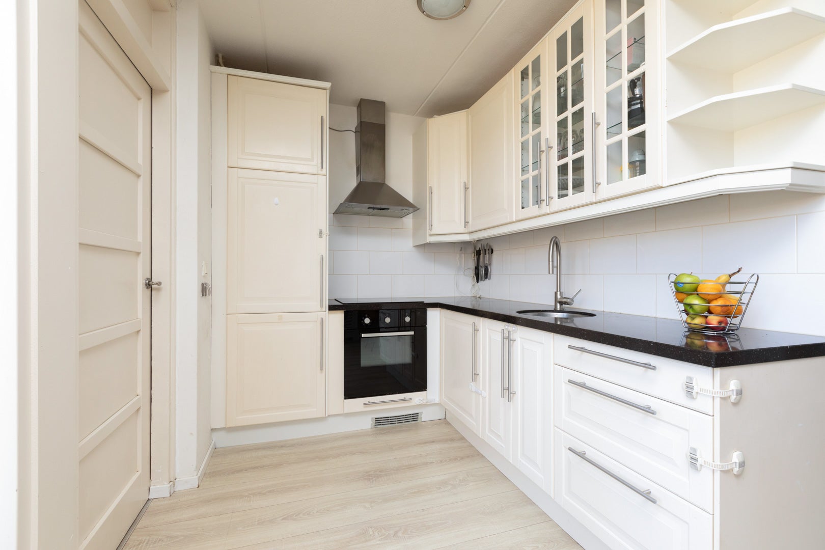 Tussenwoning te koop: Akkerwinde 37, Sneek