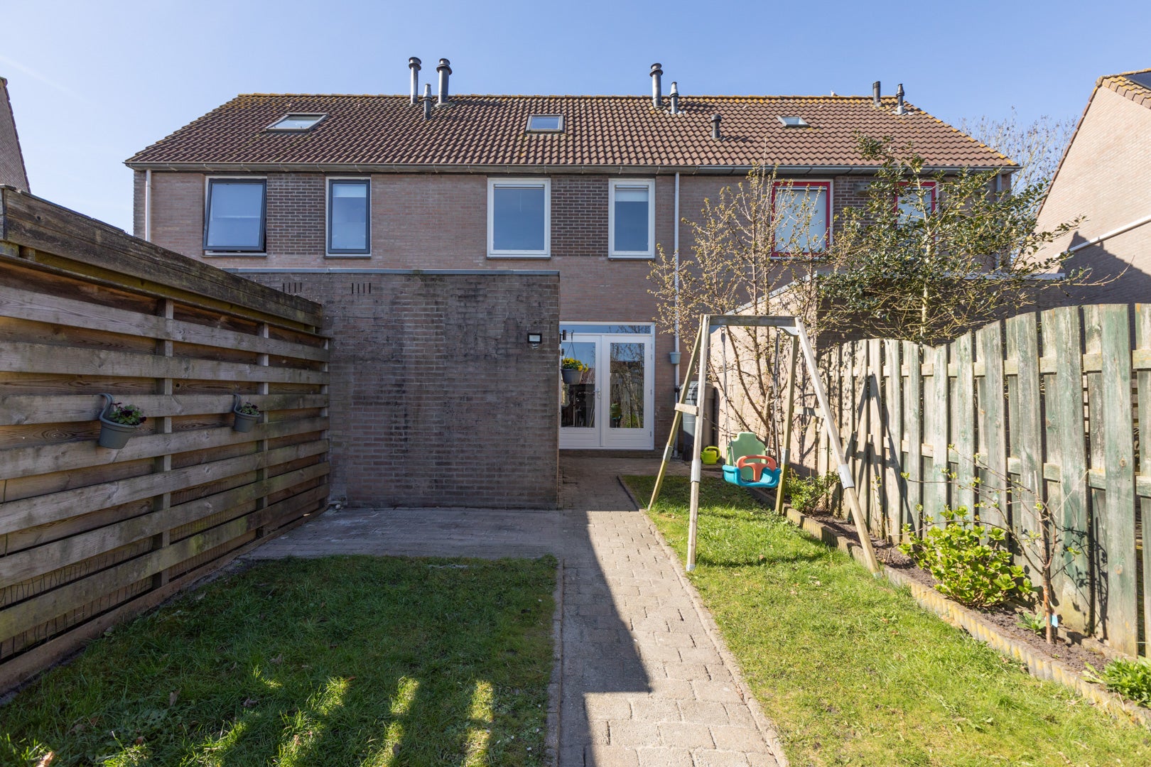 Tussenwoning te koop: Akkerwinde 37, Sneek
