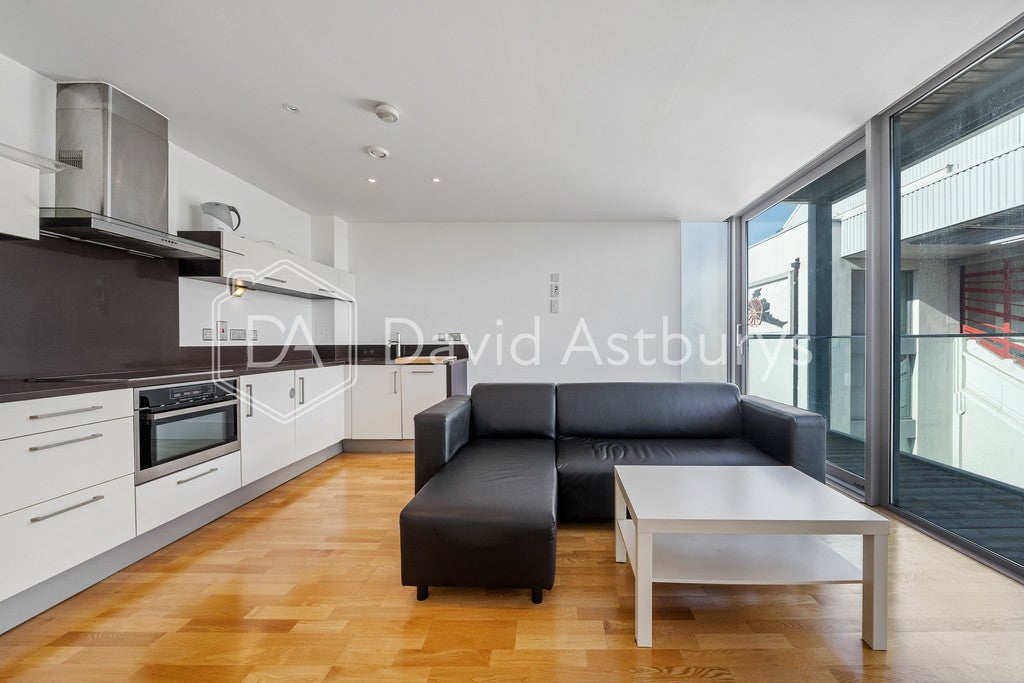 Flat Highbury Square in London
