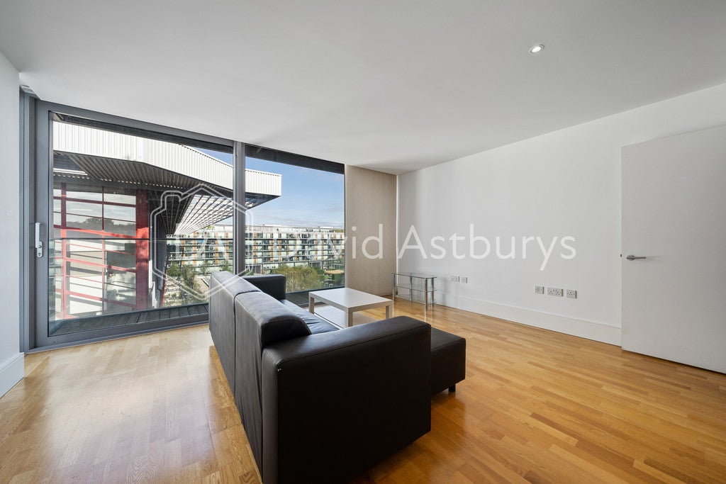 Flat Highbury Square in London
