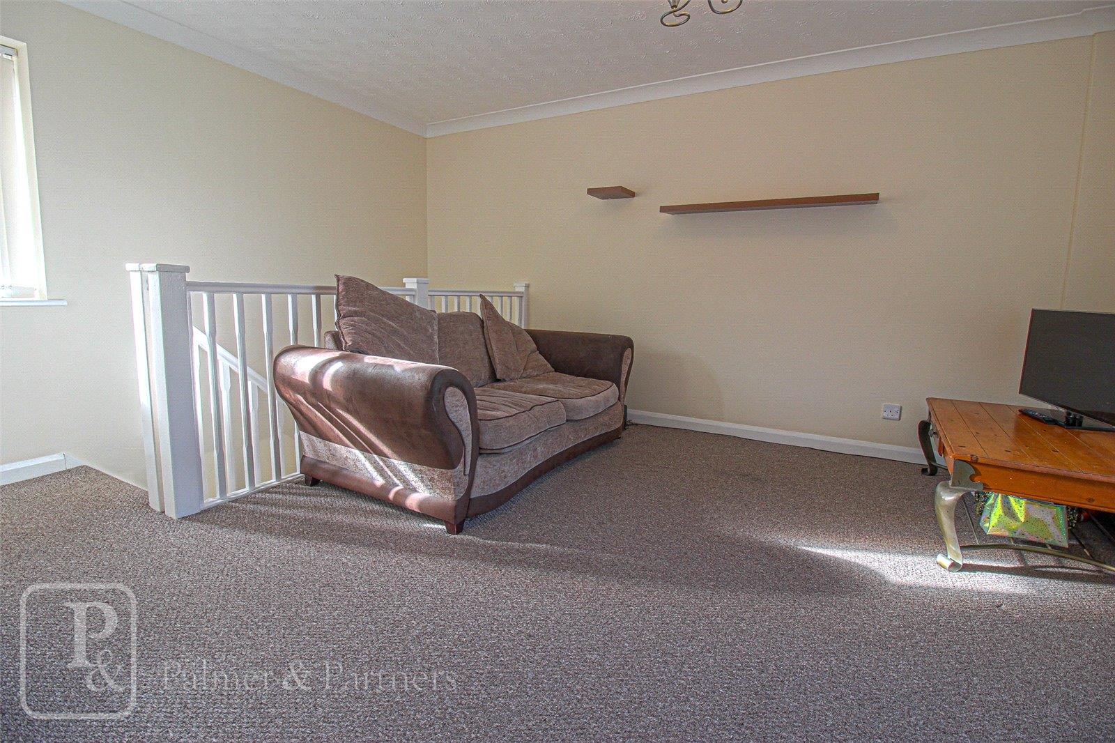 Flat Friday Wood Green in Colchester