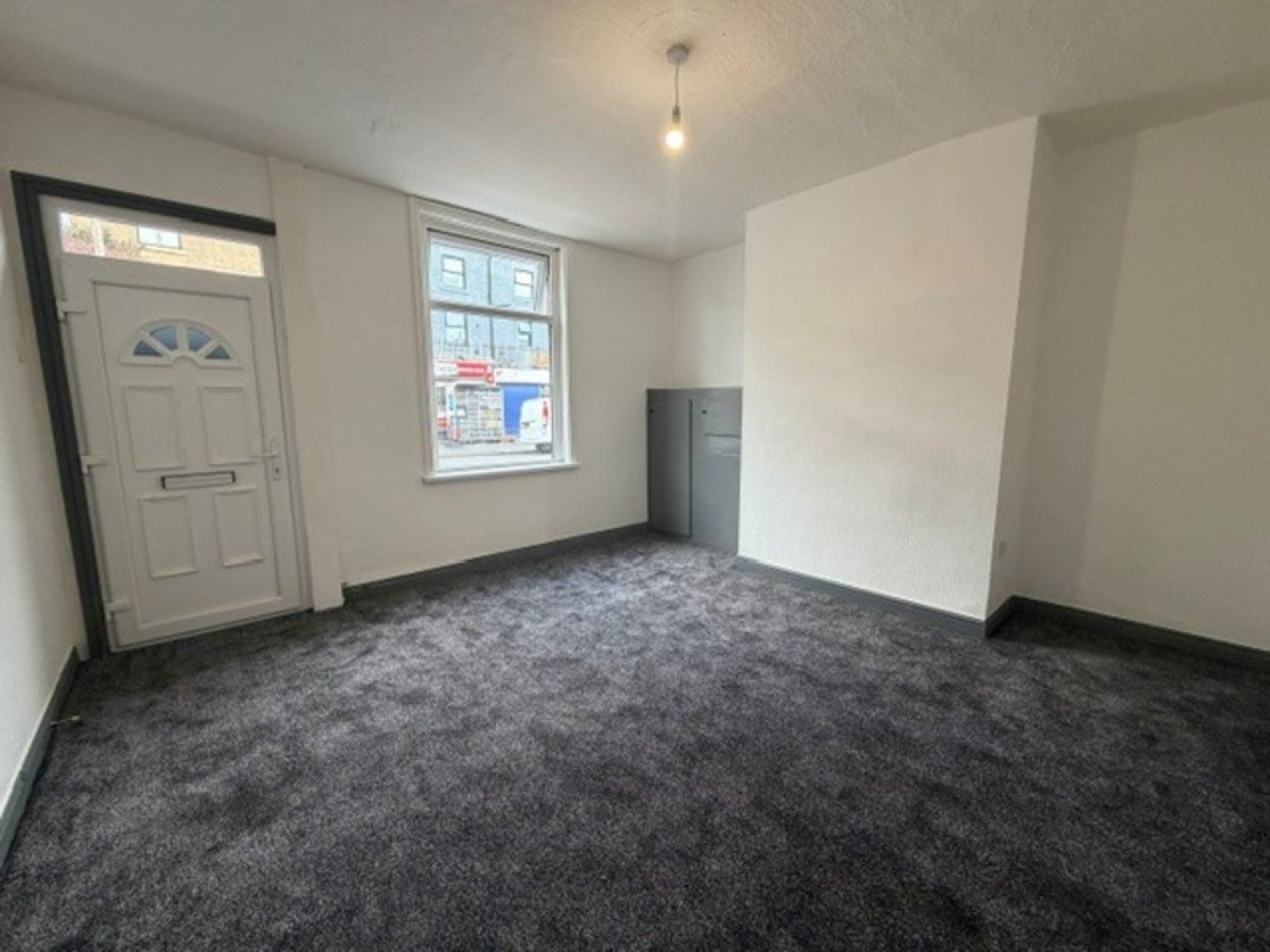 House Oldham Road in Milnrow