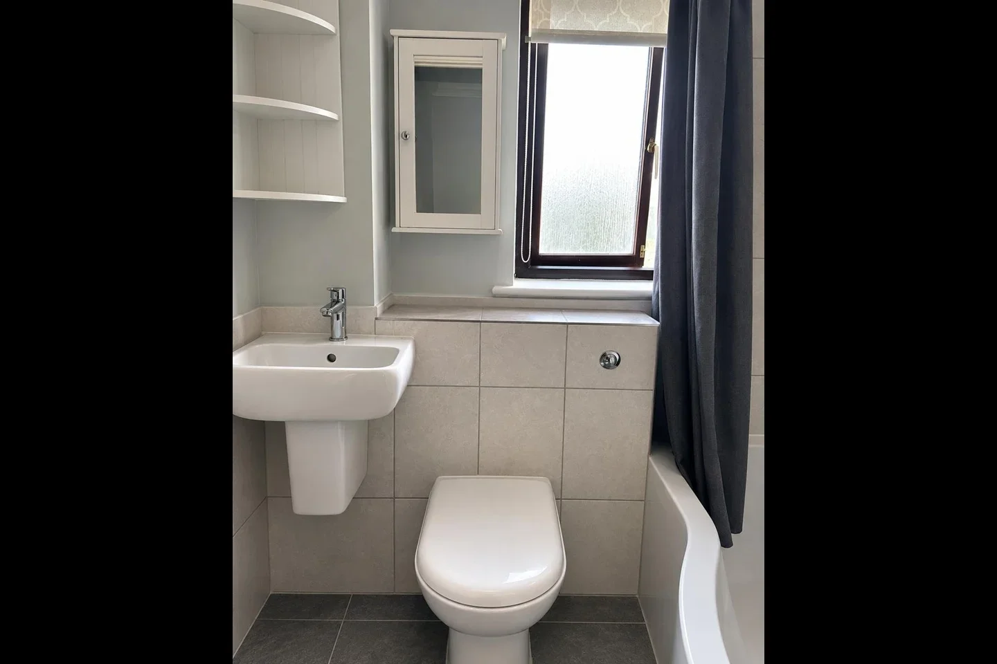 Room Morgan Drive in Dartford