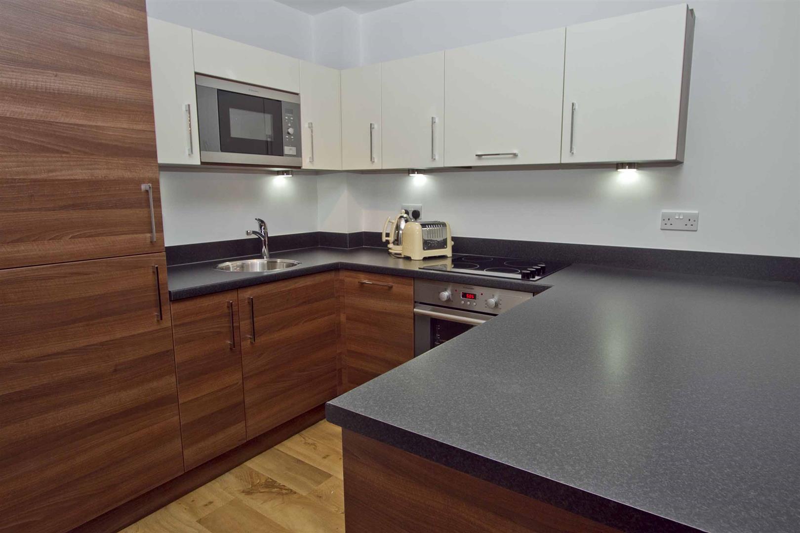 Flat Park Lodge Avenue in Greater London