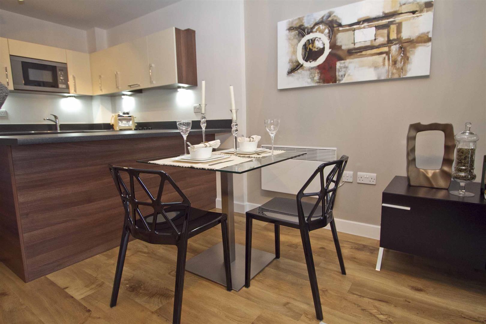 Flat Park Lodge Avenue in Greater London
