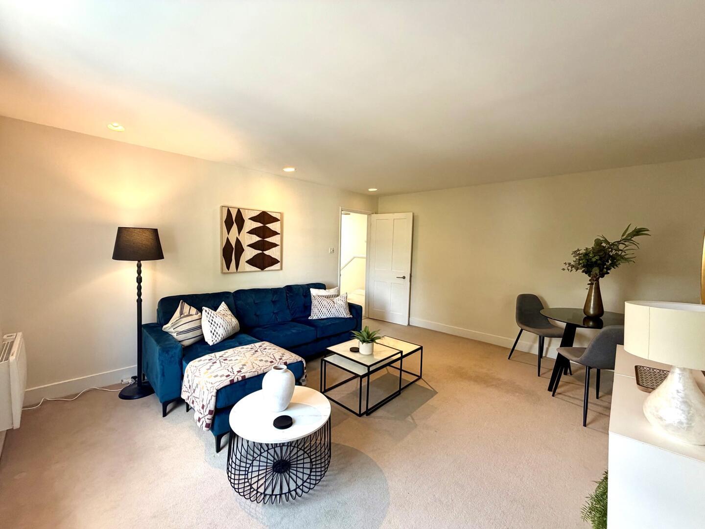 Flat Clarendon Road in Greater London