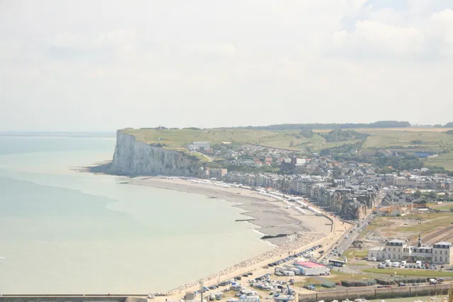 Flat Esplanade du Général Leclerc in Mers-les-Bains
